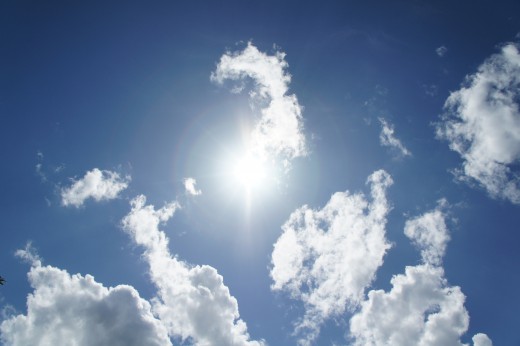 空 太陽光 雲 4200pxの無料 フリー写真素材